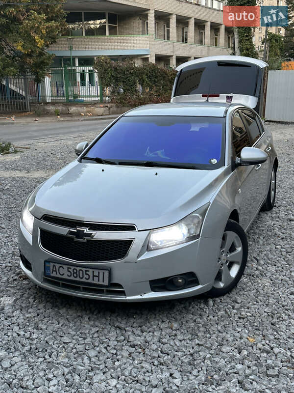 Хэтчбек Chevrolet Cruze 2012 в Днепре