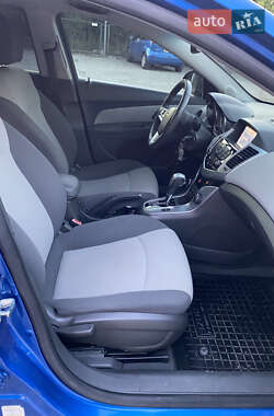Седан Chevrolet Cruze 2009 в 