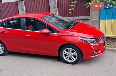 Седан Chevrolet Cruze 2017 в Ужгороді