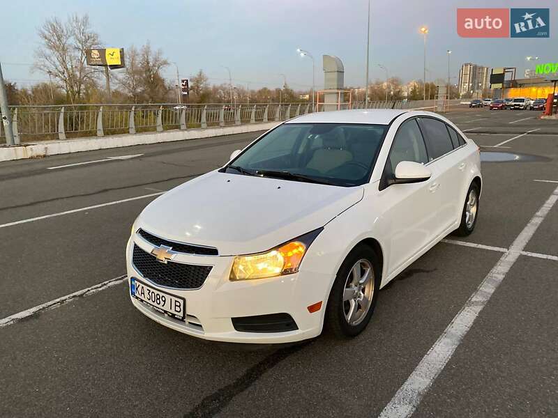 Седан Chevrolet Cruze 2013 в Киеве фото 9 Седан Chevrolet Cruze 2013 в Киеве