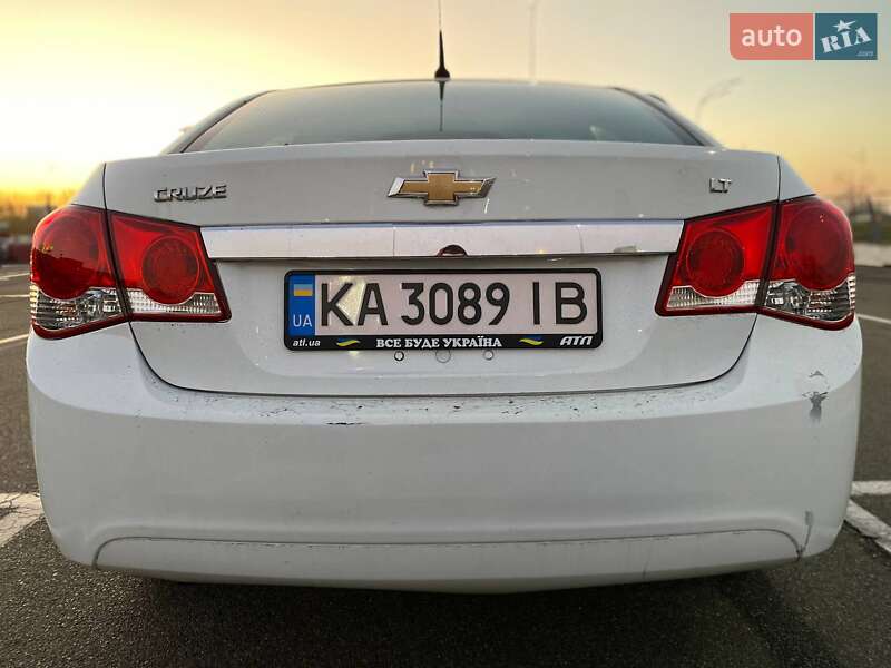 Седан Chevrolet Cruze 2013 в Киеве фото 11 Седан Chevrolet Cruze 2013 в Киеве