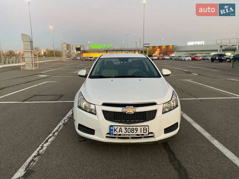 Седан Chevrolet Cruze 2013 в Киеве фото 14 Седан Chevrolet Cruze 2013 в Киеве