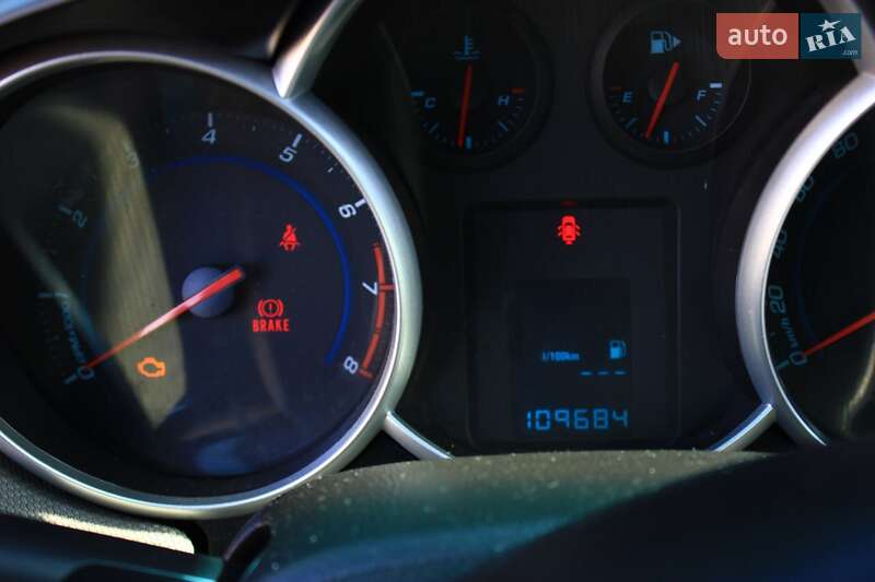 Седан Chevrolet Cruze 2011 в Павлограді