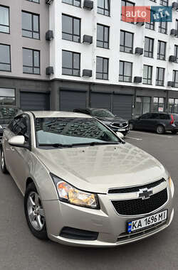 Седан Chevrolet Cruze 2014 в Чернигове