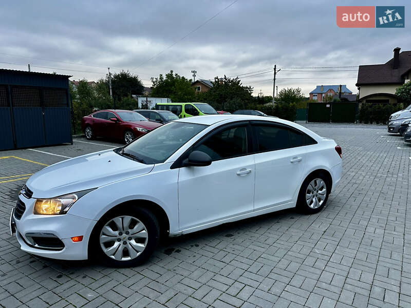 Седан Chevrolet Cruze 2015 в Вінниці