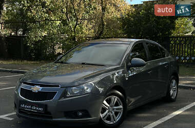 Седан Chevrolet Cruze 2011 в Николаеве