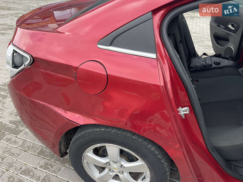 Седан Chevrolet Cruze 2011 в Ровно