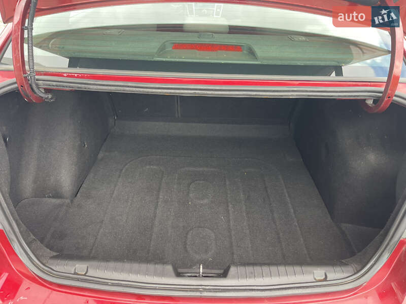 Седан Chevrolet Cruze 2011 в Ровно