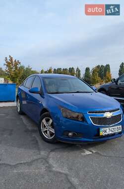 Седан Chevrolet Cruze 2011 в Вараше