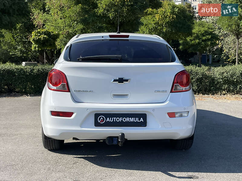 Хэтчбек Chevrolet Cruze 2014 в Киеве фото 9 Хэтчбек Chevrolet Cruze 2014 в Киеве