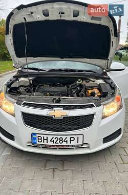 Седан Chevrolet Cruze 2014 в Черноморске