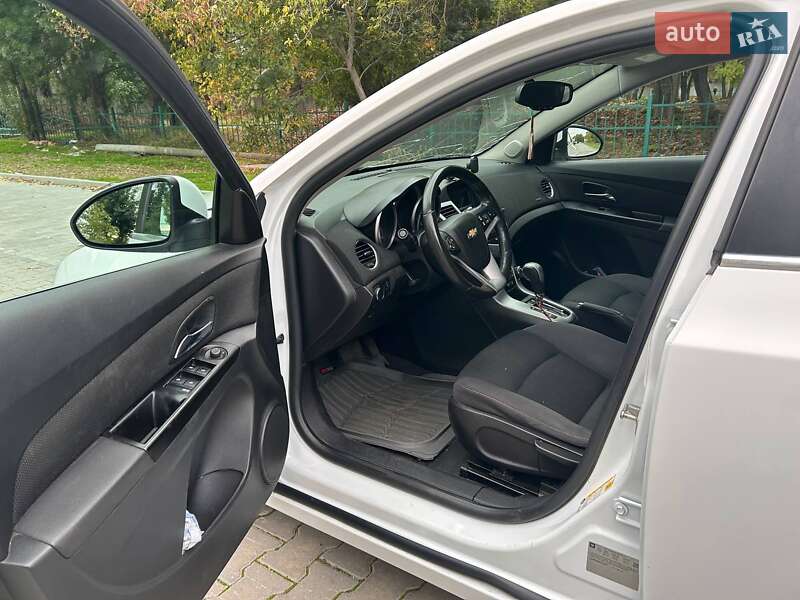 Седан Chevrolet Cruze 2014 в Черноморске фото 14 Седан Chevrolet Cruze 2014 в Черноморске