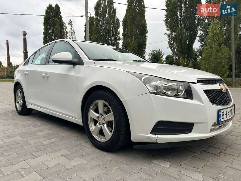Седан Chevrolet Cruze 2014 в Черноморске фото 17 Седан Chevrolet Cruze 2014 в Черноморске