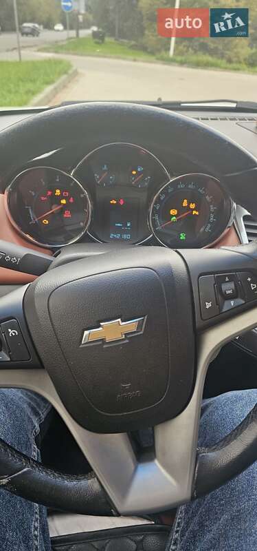 Хэтчбек Chevrolet Cruze 2011 в Луцке фото 6 Хэтчбек Chevrolet Cruze 2011 в Луцке