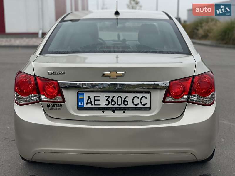 Седан Chevrolet Cruze 2014 в Дніпрі фото 5 Седан Chevrolet Cruze 2014 в Дніпрі