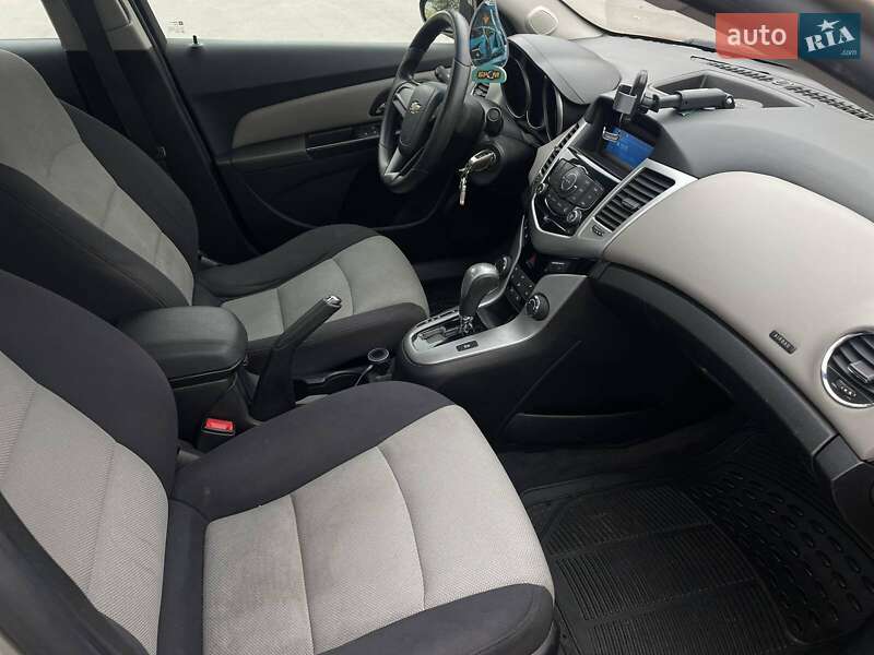 Седан Chevrolet Cruze 2014 в Дніпрі фото 20 Седан Chevrolet Cruze 2014 в Дніпрі