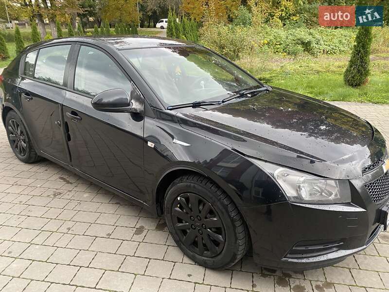 Хетчбек Chevrolet Cruze 2012 в Львові