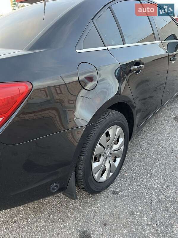 Седан Chevrolet Cruze 2011 в Харькове