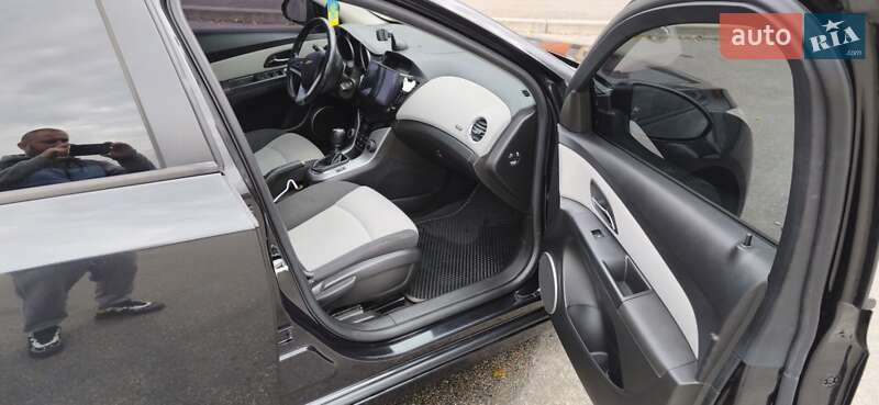 Седан Chevrolet Cruze 2010 в Броварах фото 2 Седан Chevrolet Cruze 2010 в Броварах