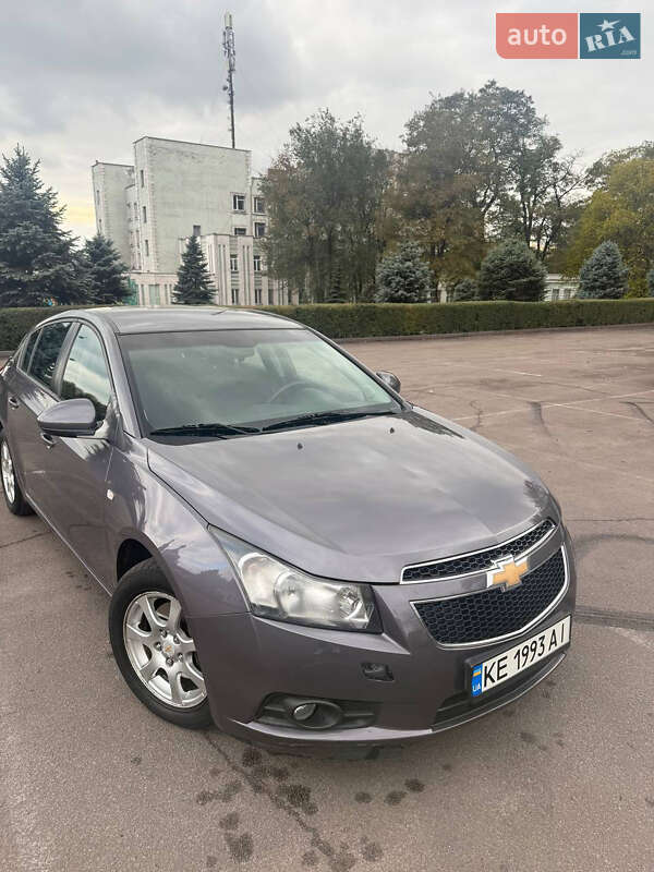 Хэтчбек Chevrolet Cruze 2012 в Каменском