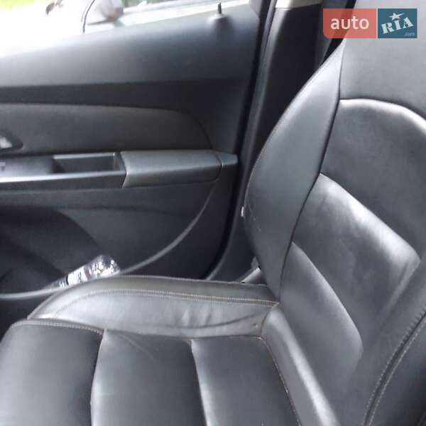 Седан Chevrolet Cruze 2013 в Чернігові