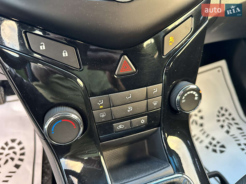 Универсал Chevrolet Cruze 2013 в Луцке фото 60 Универсал Chevrolet Cruze 2013 в Луцке