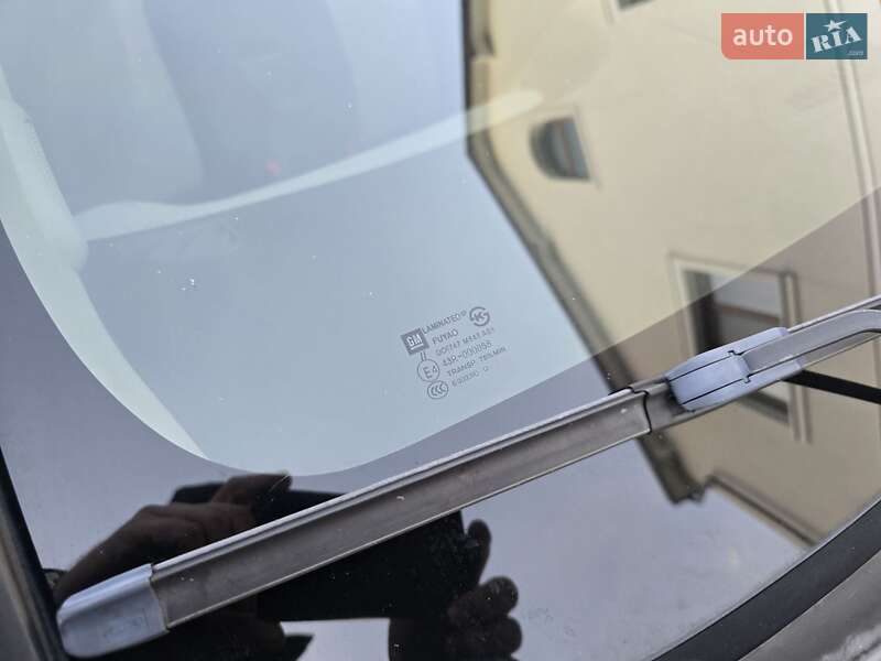 Седан Chevrolet Cruze 2011 в Ивано-Франковске