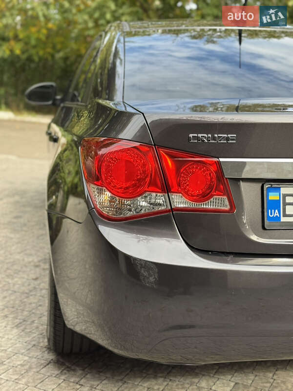Седан Chevrolet Cruze 2014 в Одессе фото 8 Седан Chevrolet Cruze 2014 в Одессе
