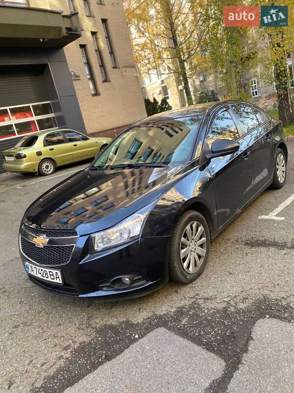 Седан Chevrolet Cruze 2011 в Киеве фото Седан Chevrolet Cruze 2011 в Киеве