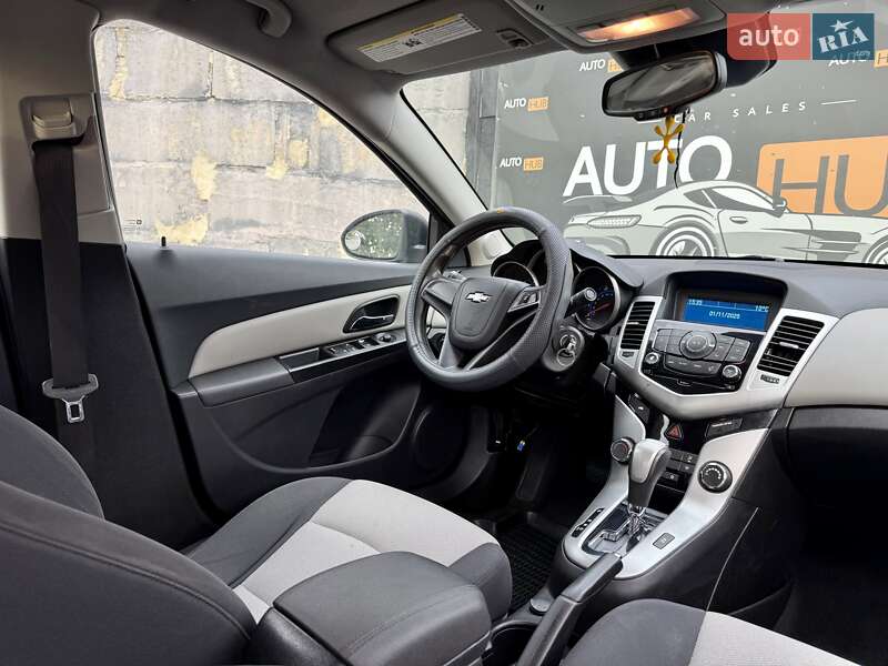 Седан Chevrolet Cruze 2015 в Харькове фото 10 Седан Chevrolet Cruze 2015 в Харькове