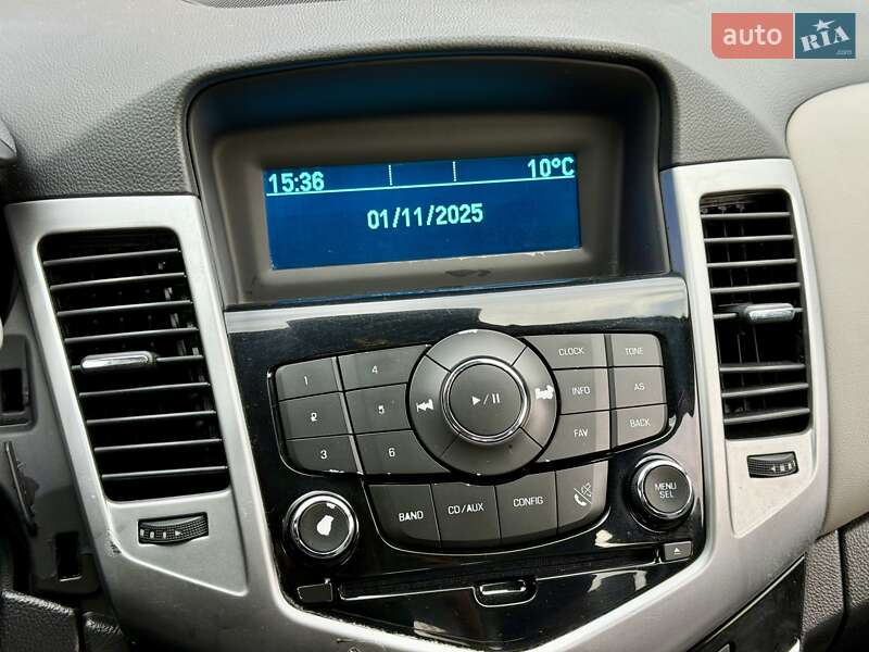 Седан Chevrolet Cruze 2015 в Харькове фото 15 Седан Chevrolet Cruze 2015 в Харькове