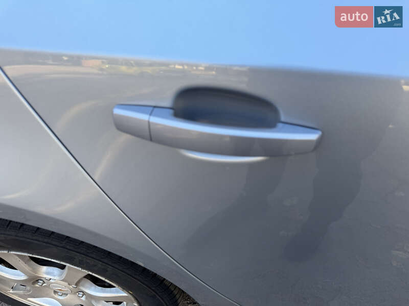 Седан Chevrolet Cruze 2010 в Покрове