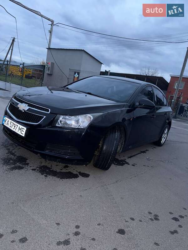 Седан Chevrolet Cruze 2009 в Виннице