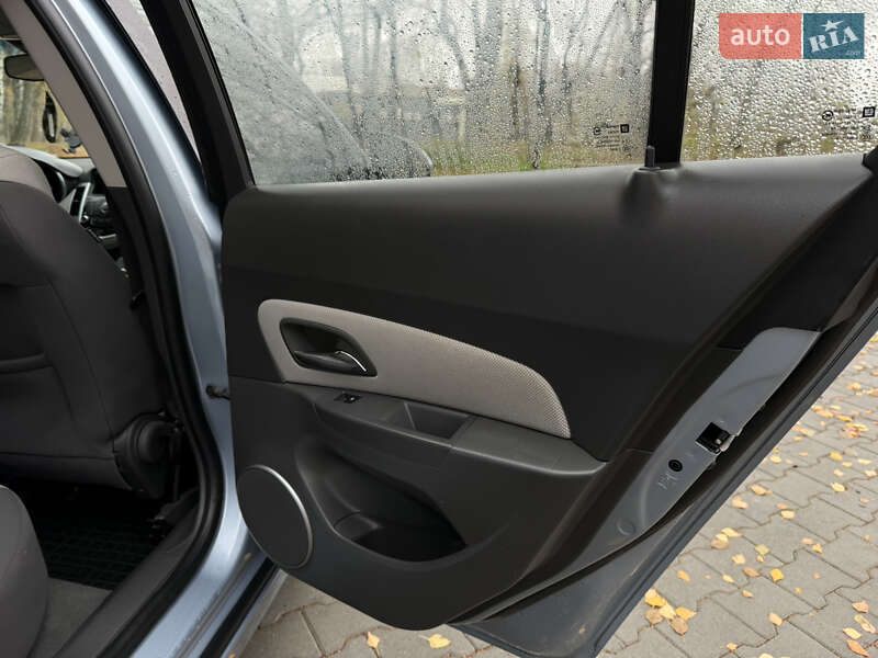 Седан Chevrolet Cruze 2009 в Тернополе фото 19 Седан Chevrolet Cruze 2009 в Тернополе