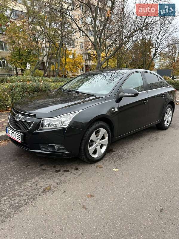 Седан Chevrolet Cruze 2010 в Киеве фото 8 Седан Chevrolet Cruze 2010 в Киеве