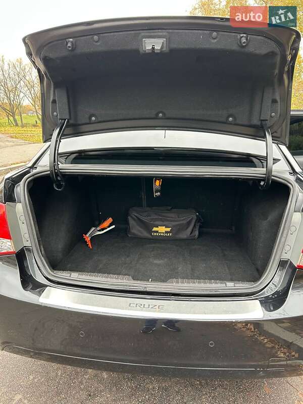 Седан Chevrolet Cruze 2010 в Киеве фото 13 Седан Chevrolet Cruze 2010 в Киеве
