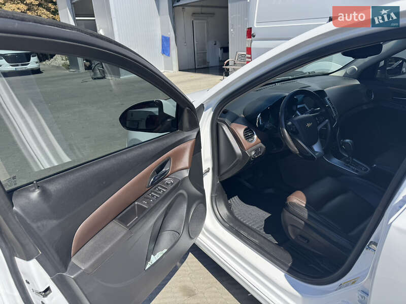 Седан Chevrolet Cruze 2014 в Тернополе фото 15 Седан Chevrolet Cruze 2014 в Тернополе