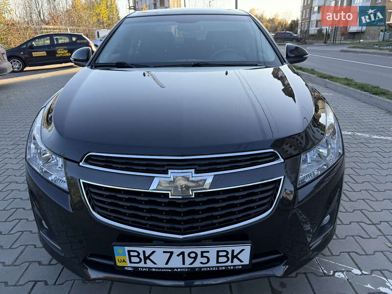 Седан Chevrolet Cruze 2014 в Луцке фото 2 Седан Chevrolet Cruze 2014 в Луцке