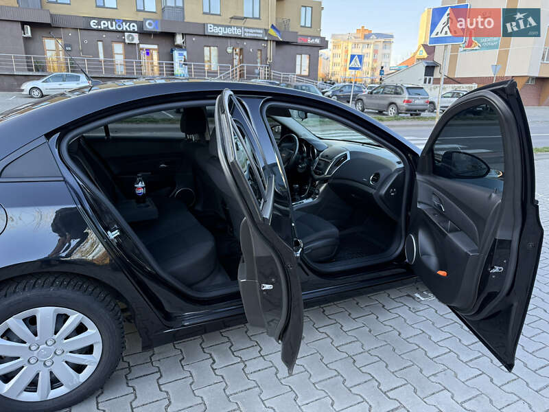 Седан Chevrolet Cruze 2014 в Луцке фото 17 Седан Chevrolet Cruze 2014 в Луцке
