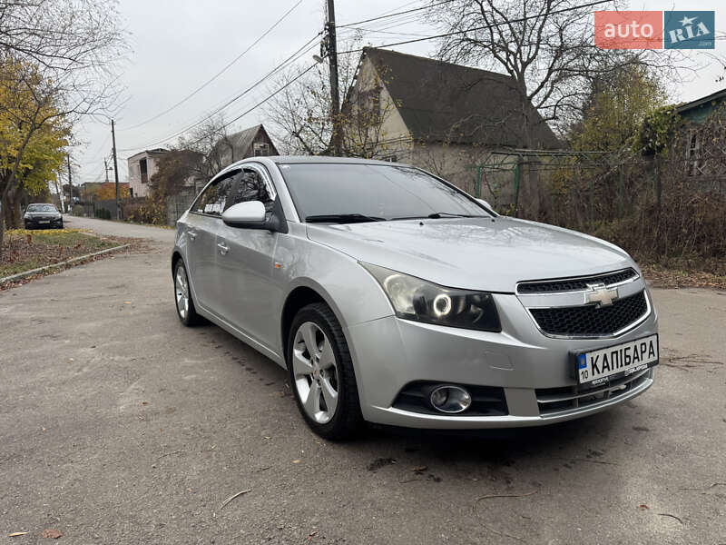 Седан Chevrolet Cruze 2009 в Киеве фото 4 Седан Chevrolet Cruze 2009 в Киеве