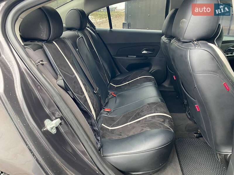 Седан Chevrolet Cruze 2013 в Києві фото 11 Седан Chevrolet Cruze 2013 в Києві
