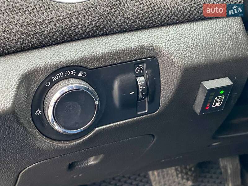 Седан Chevrolet Cruze 2013 в Києві фото 25 Седан Chevrolet Cruze 2013 в Києві