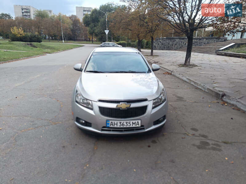 Седан Chevrolet Cruze 2014 в Кам'янському фото Седан Chevrolet Cruze 2014 в Кам'янському