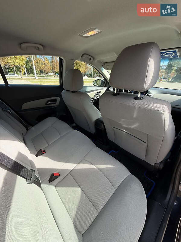 Седан Chevrolet Cruze 2014 в Запорожье