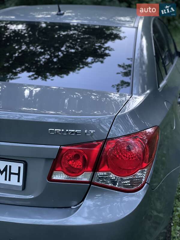 Седан Chevrolet Cruze 2010 в Харькове фото 4 Седан Chevrolet Cruze 2010 в Харькове