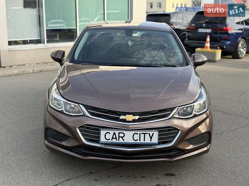 Седан Chevrolet Cruze 2018 в Киеве фото 2 Седан Chevrolet Cruze 2018 в Киеве
