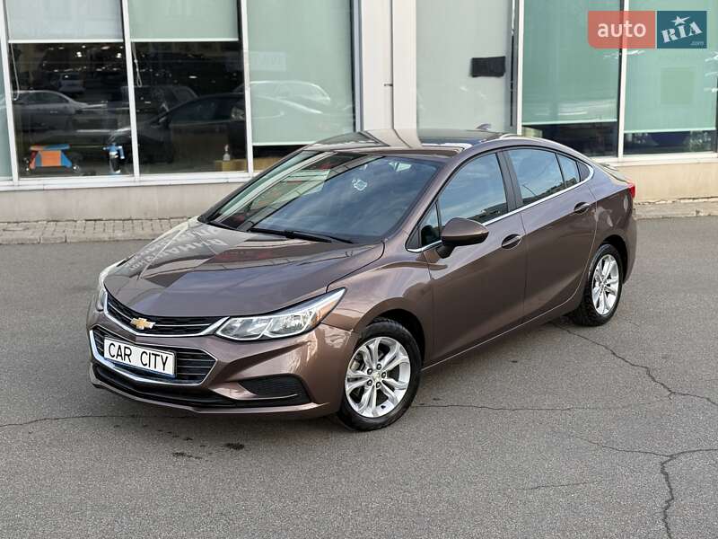 Седан Chevrolet Cruze 2018 в Киеве фото 3 Седан Chevrolet Cruze 2018 в Киеве