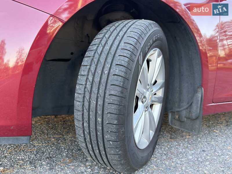 Хэтчбек Chevrolet Cruze 2014 в Виннице фото 5 Хэтчбек Chevrolet Cruze 2014 в Виннице