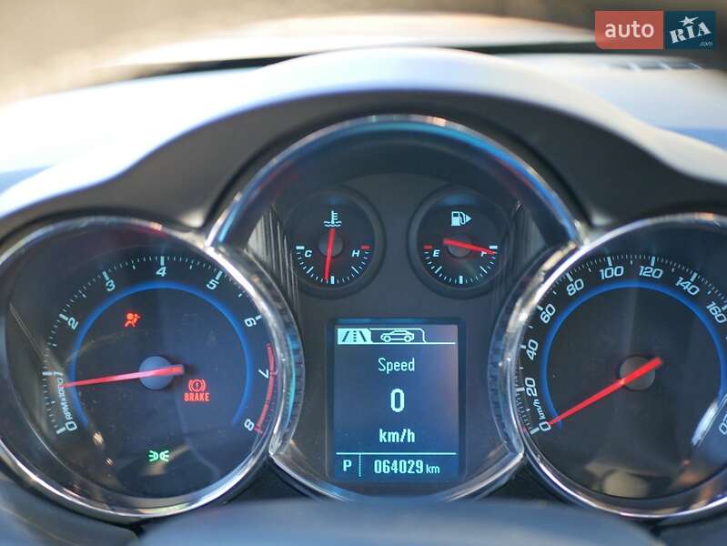 Хэтчбек Chevrolet Cruze 2014 в Виннице фото 8 Хэтчбек Chevrolet Cruze 2014 в Виннице