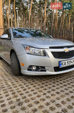 Седан Chevrolet Cruze 2014 в Киеве